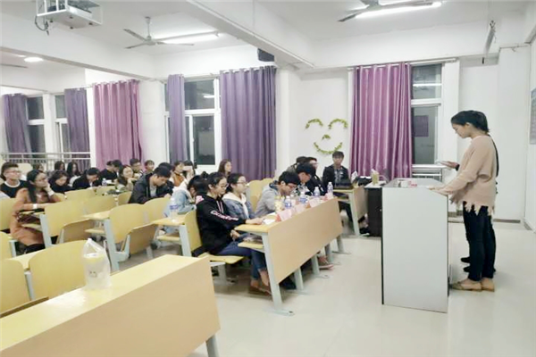 1508730138330851.png 爱与真1.png